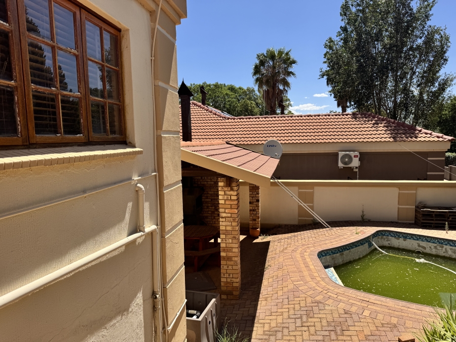 3 Bedroom Property for Sale in Wilkoppies North West